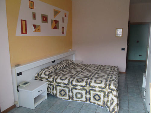 Hotel Stazione Paratico Buitenkant foto